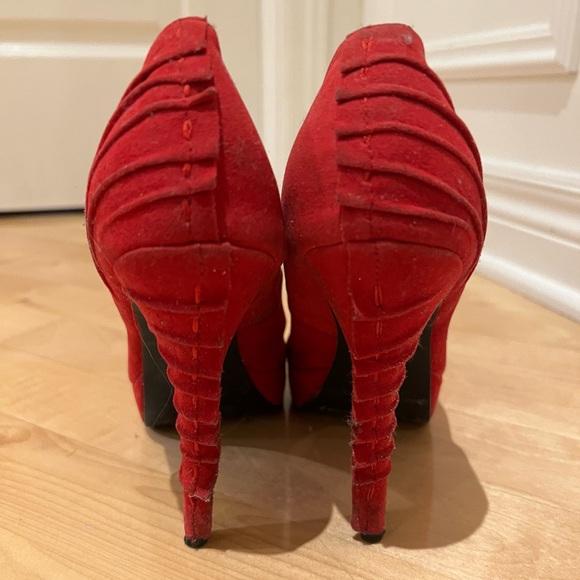 Charlotte Russe open toe red heels - Picture 5 of 6